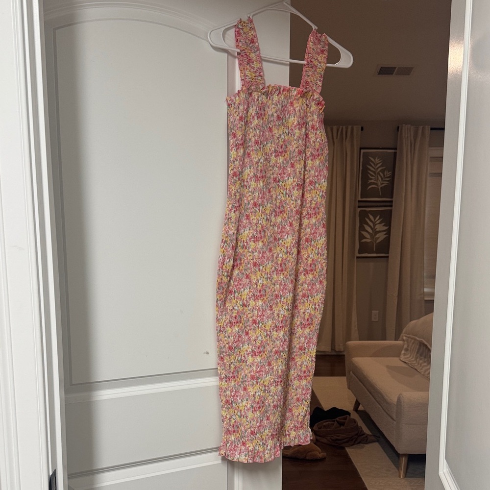 Form fitting rouched dress